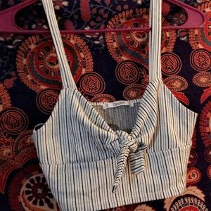 Pull&Bear Front Tie Crop Top